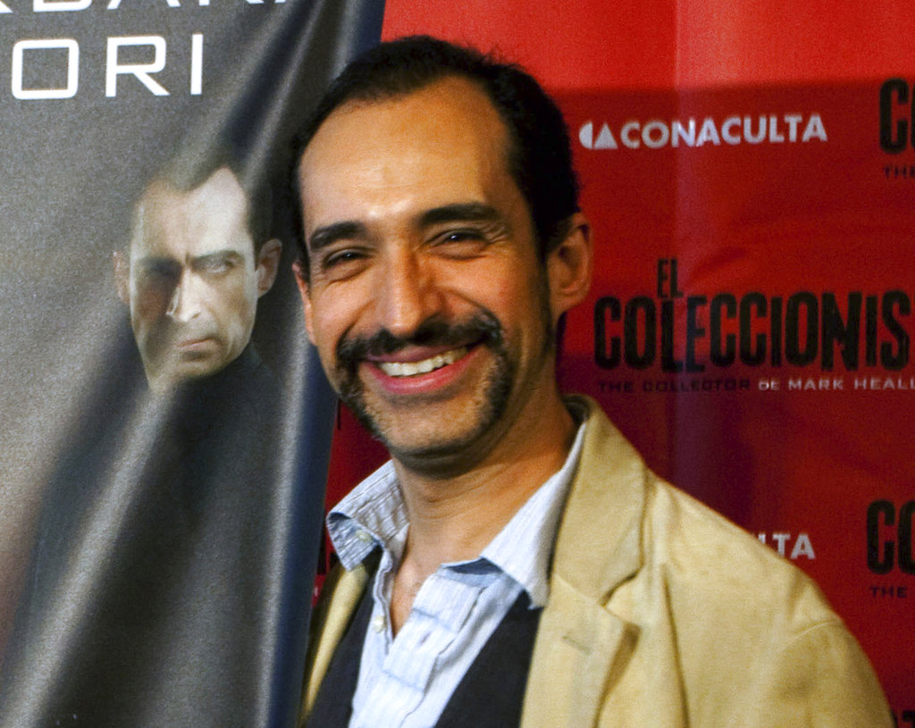 Bruno Bichir debuta en NY con un homenaje a Pedro Infante.