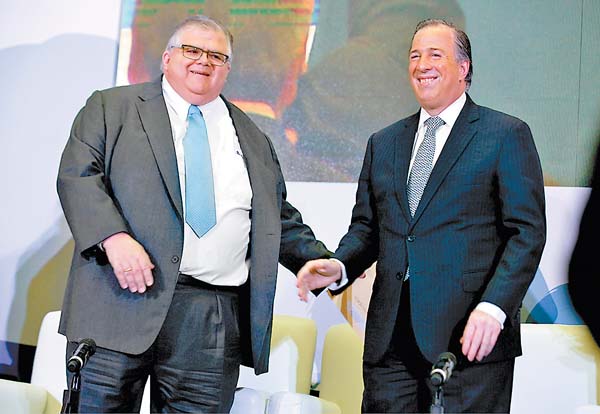 El responsable del Banco de México y el titular de Hacienda. 