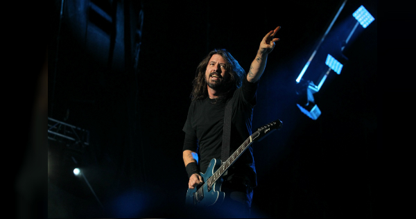 Foo Fighters rinde tributo a AC/DC dentro del Corona Capital 