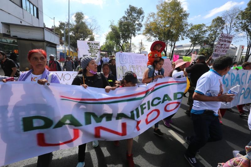 La manifestación salió alrededor de las 11:00 horas del Multifamiliar Tlalpan.
