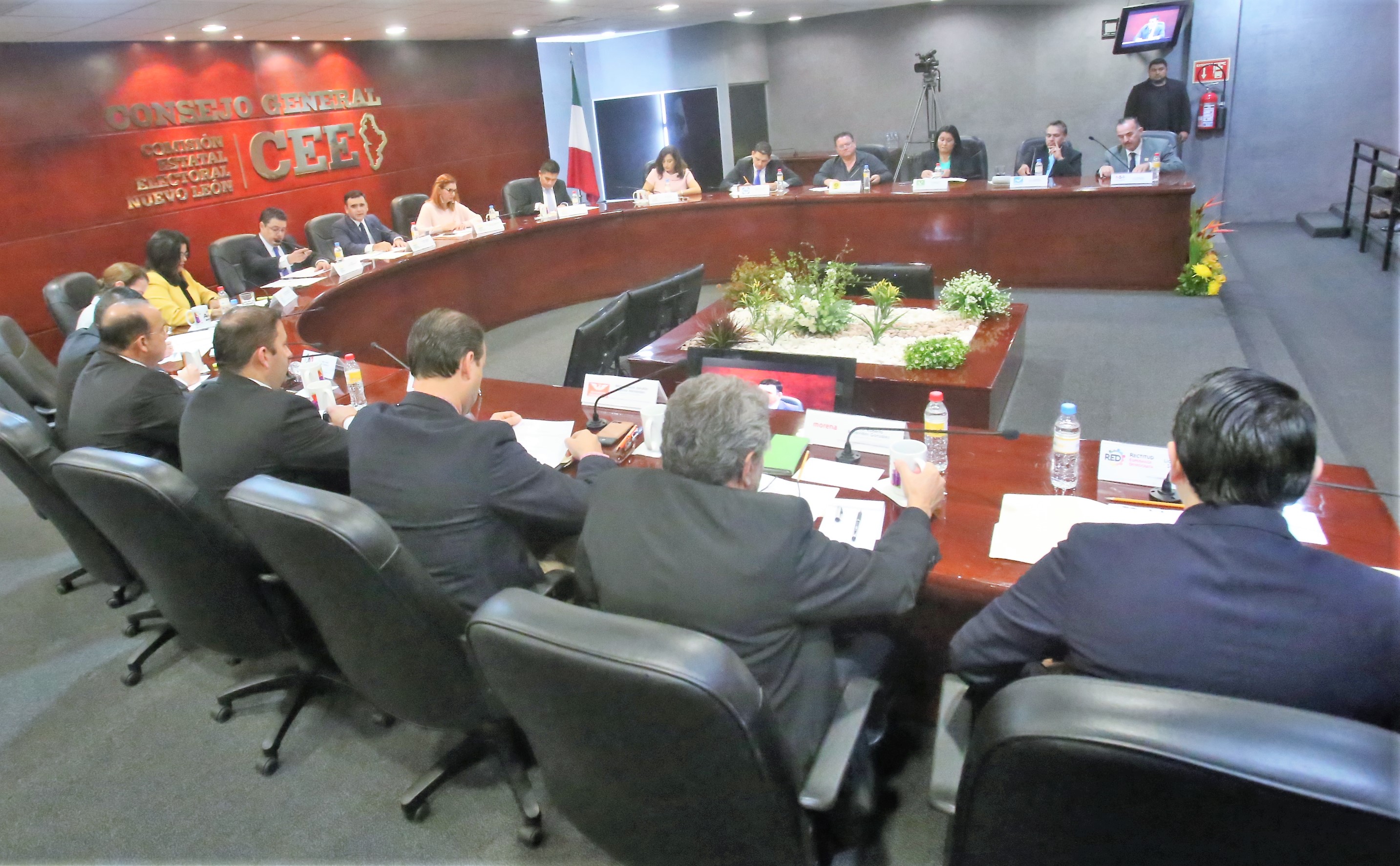 La Comisión Estatal Electoral (CEE). 