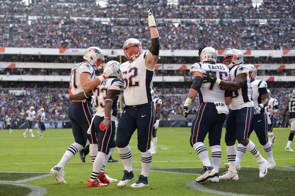 Los Patriotas apalearon a los Raiders en México
