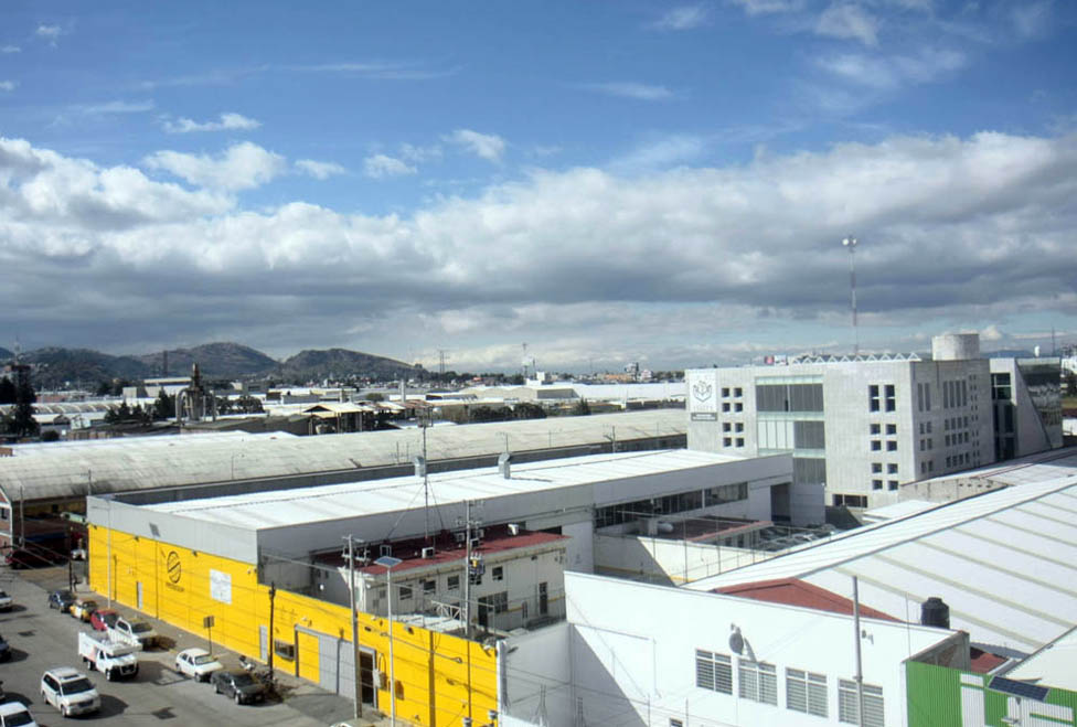 Contar con equipo para filmar, ayuda pero no lo es todo, señaló.