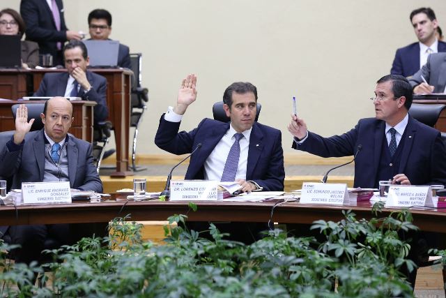 El INE aprobó la realización de tres debates presidenciales en el proceso electoral 2018.