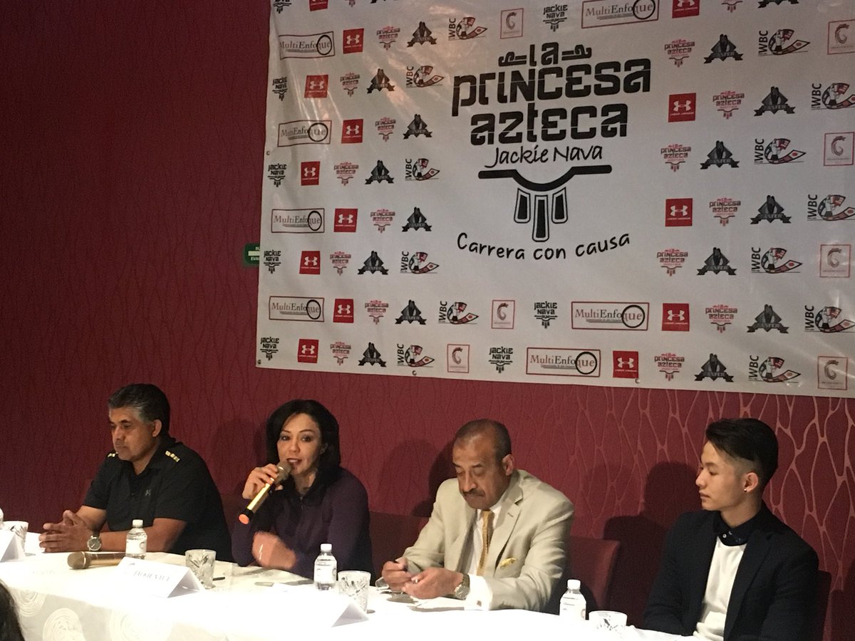Jackie Nava durante conferencia de prensa