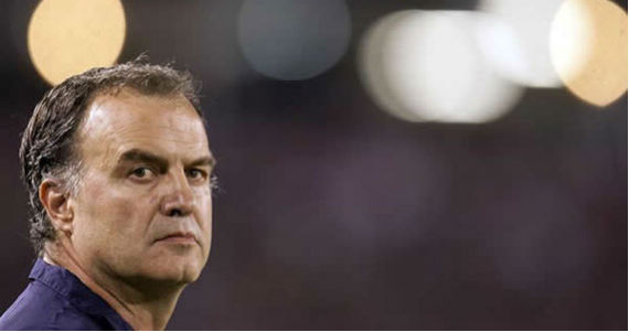 Marcelo Bielsa es suspendido por su equipo