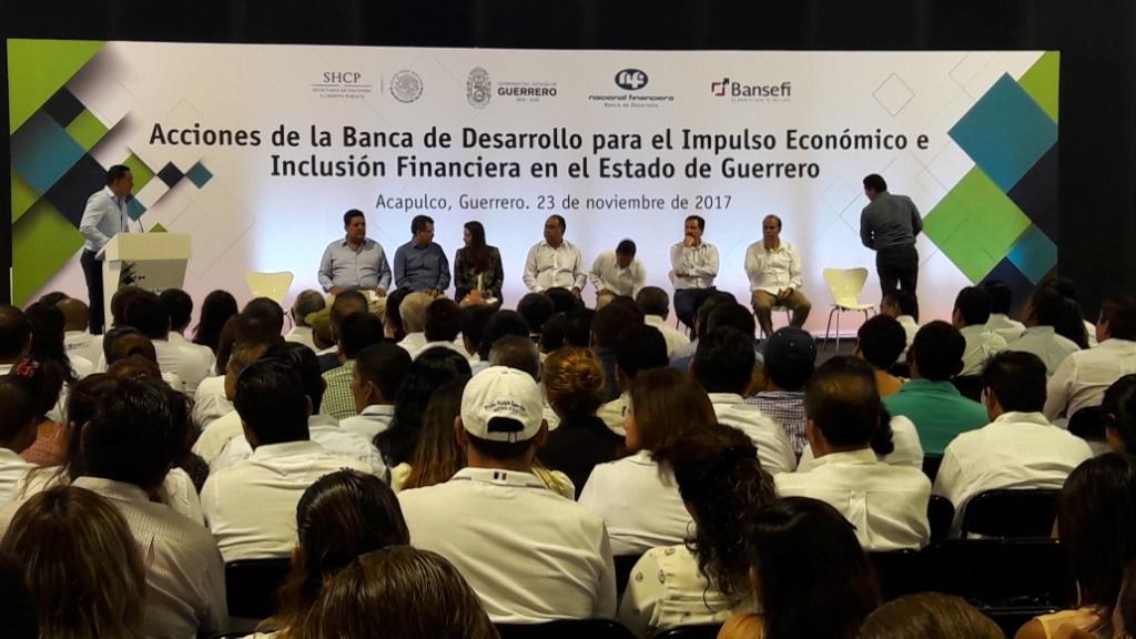 El gobernador estimó que para el lunes ya hayan regresado a clases el 100 por ciento de las escuelas. 