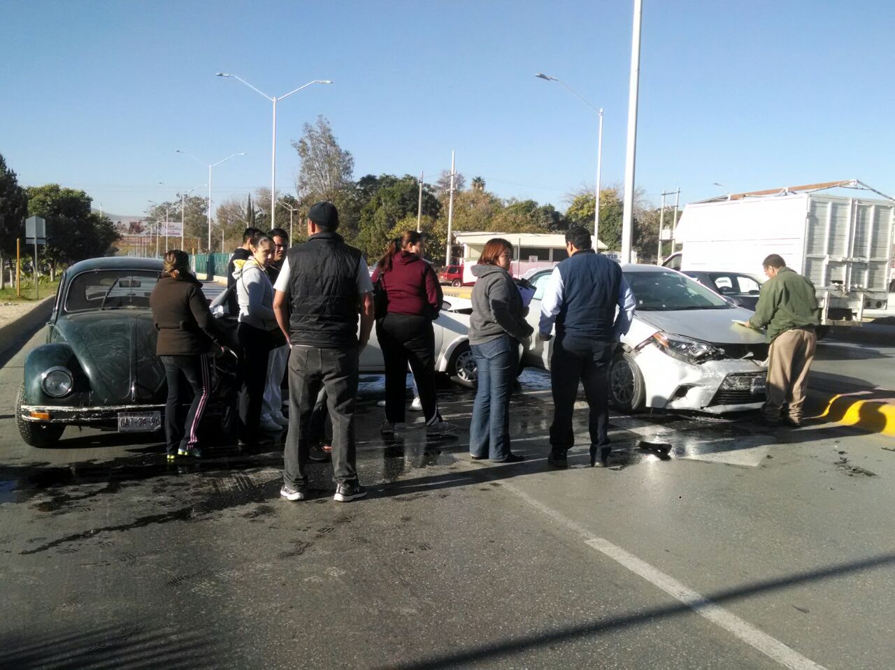 Tres autos chocan en el 'Miguel Alemán' de Lerdo- Grupo Milenio