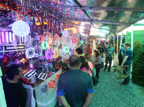 Las ferias del pino comenzaron sus actividades el viernes 17 de noviembre.