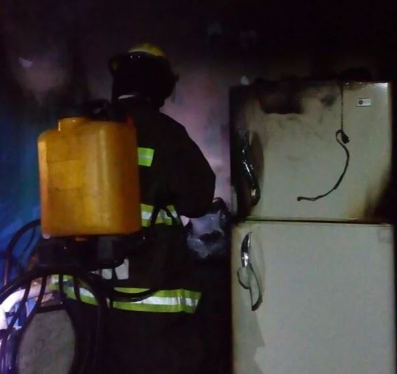 Incendio en dos viviendas, en Ciudad Valles.