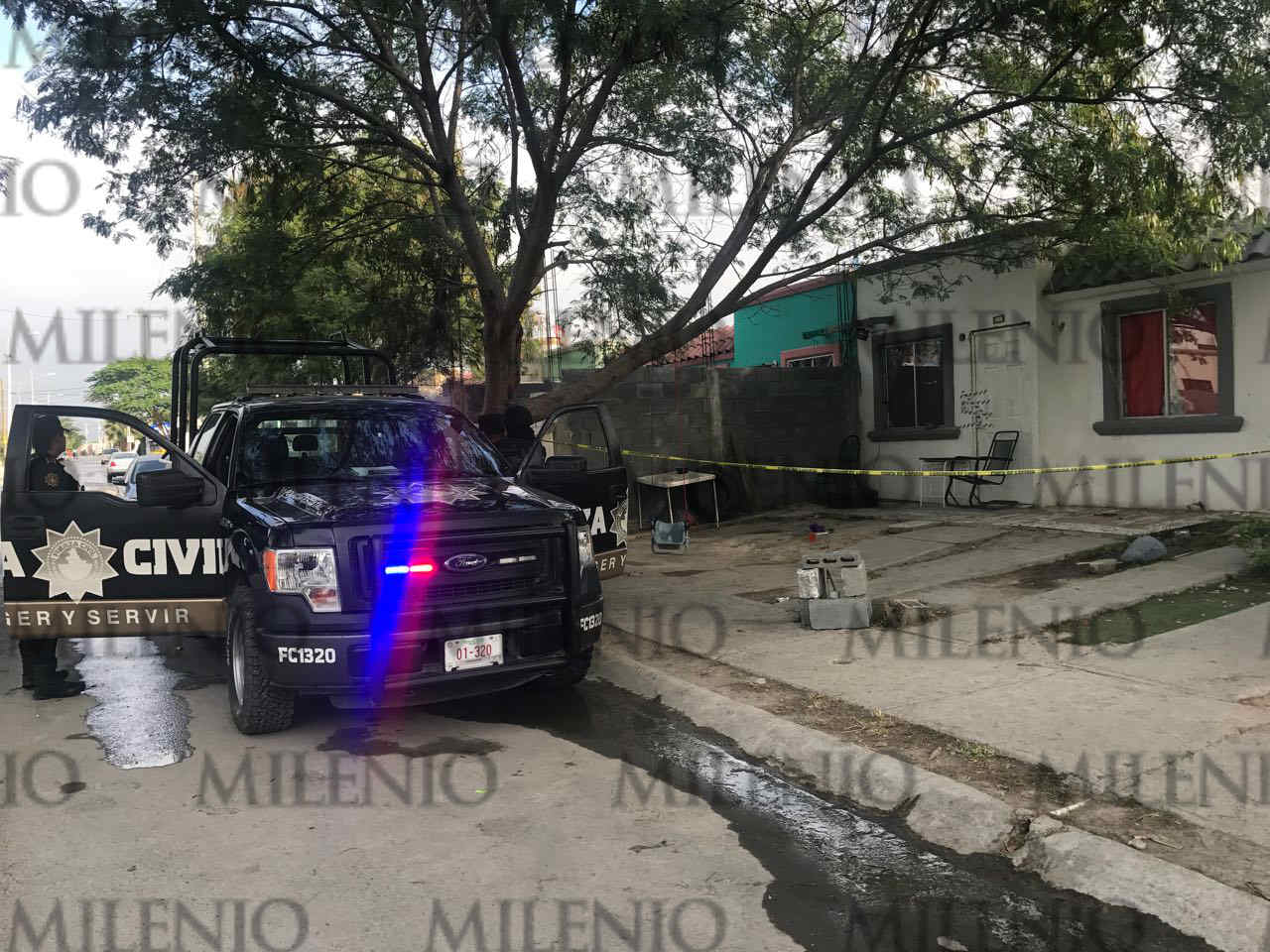 El sospechoso, identificado como Pedro Bustos Arrambide, tenía un rifle de postas. 