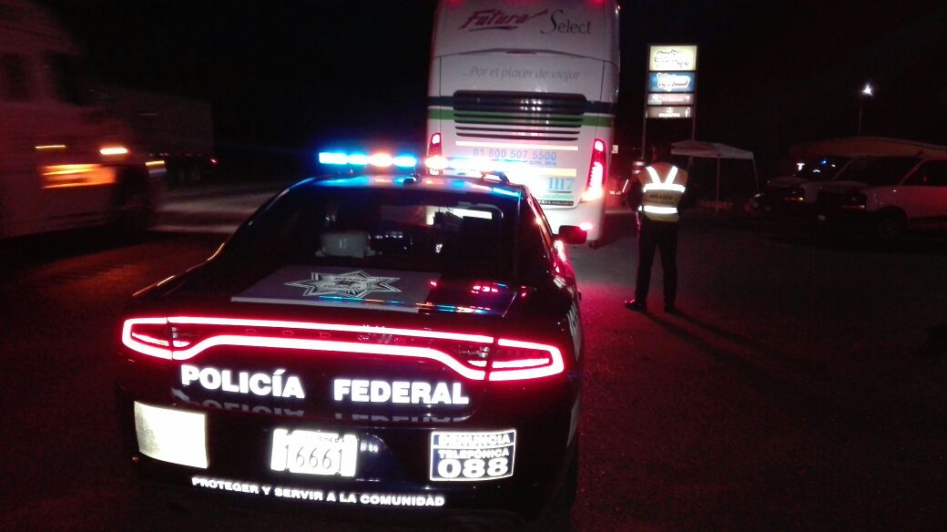 El vehículo fue ubicado a la altura de San Luis de la Paz, donde se procedió a la revisión del camión.