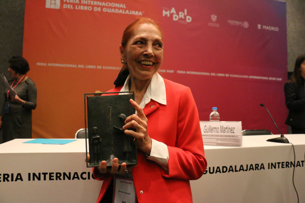 Marina Colasanti recibió el Premio Iberoamericano SM de Literatura Infantil y Juvenil. 