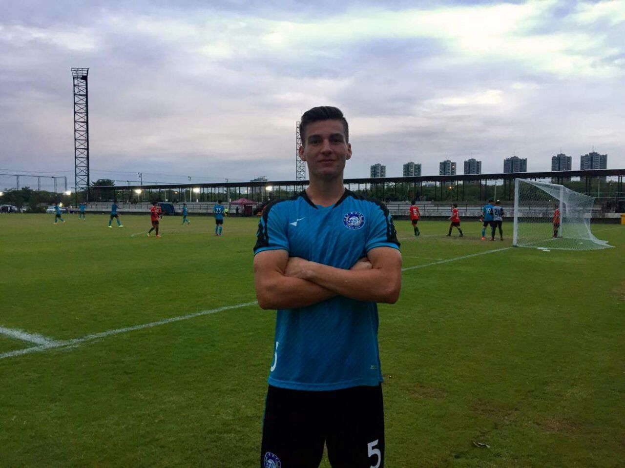 Vasudeva Núñez, jugador mexicano del Guangzhou R&F de la Liga Premier de Hong Kong