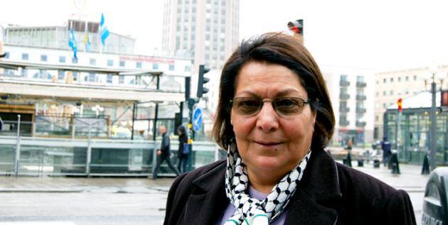 Conocida por haber sido la primera mujer que participó en el secuestro de un avión de pasajeros, la ex militante del FPLP debía dar conferencias en Ro