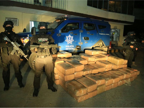 La Policía Estatal de Tamaulipas pusieron a disposición de la delegación de la PGR los 127 paquetes de marihuana.