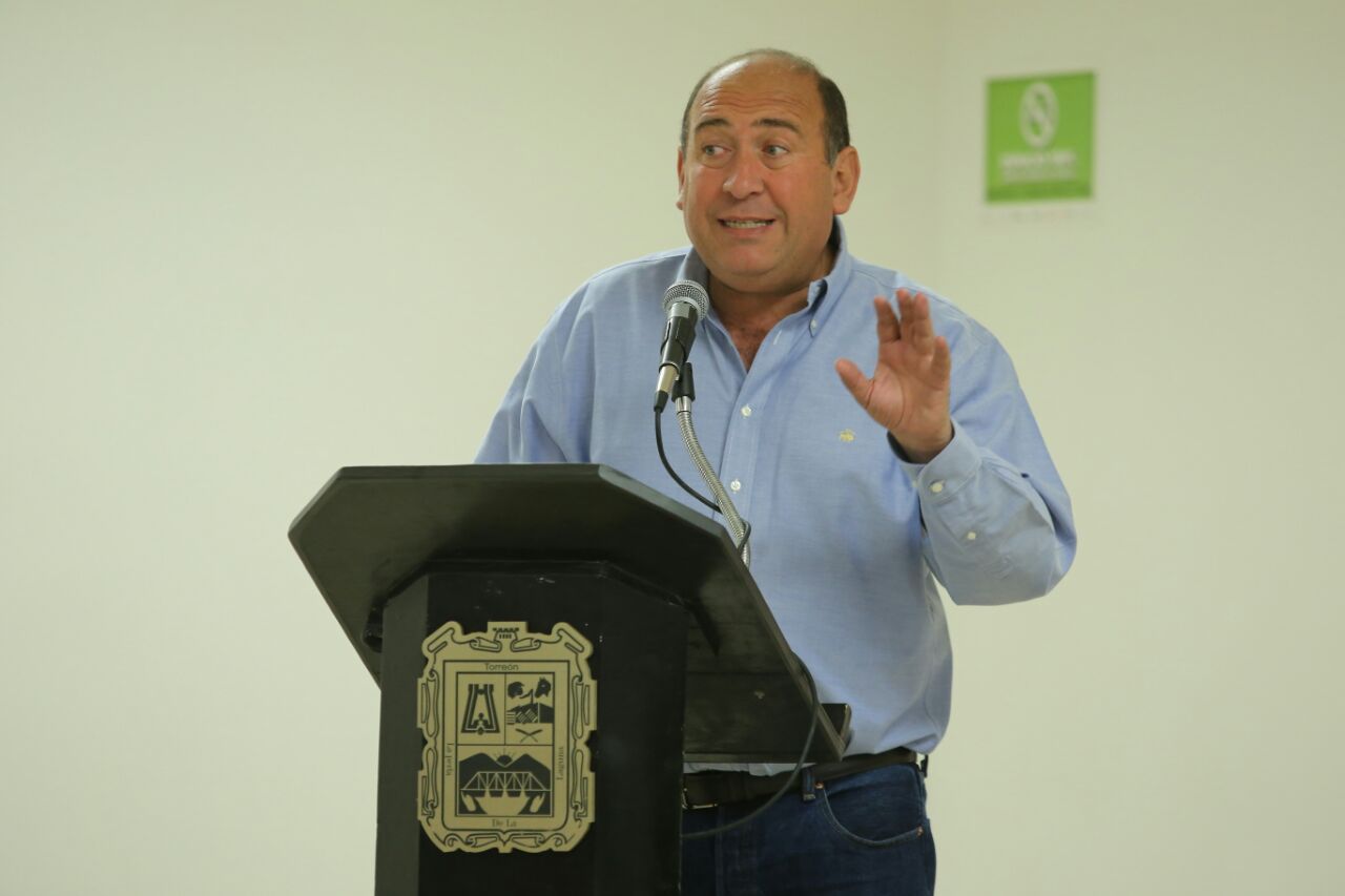 Última gira del gobernador Rubén Moreira en La Laguna.