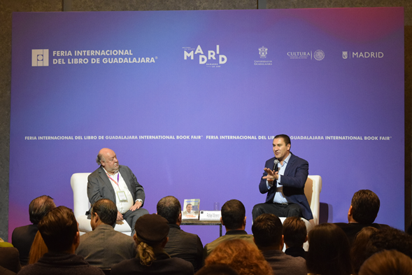 Rafael Moreno Valle presentó su libro‘La fuerza del cambio’ en la FIL