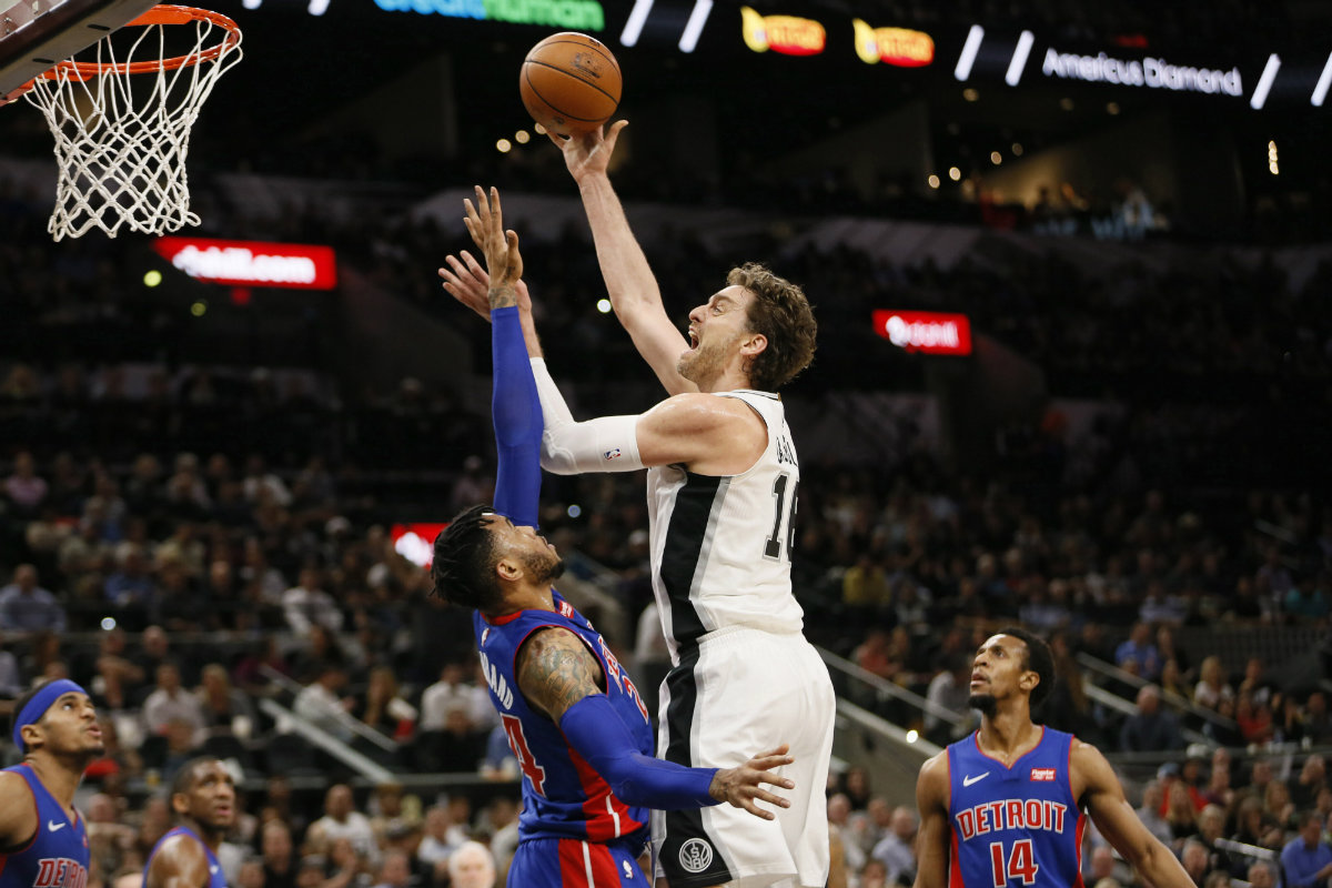 Pau Gasol brilló en el triunfo de los Spurs