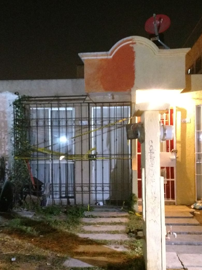 Los cuerpos estaban en una área destinada para la sala.