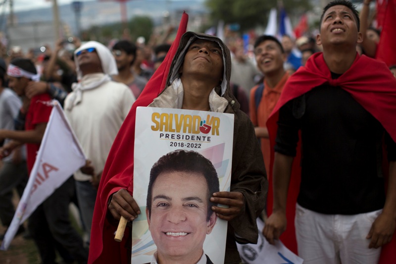  En los últimos días las protestas de la oposición, que denuncia un fraude, se han agudizado en las calles de la capital.