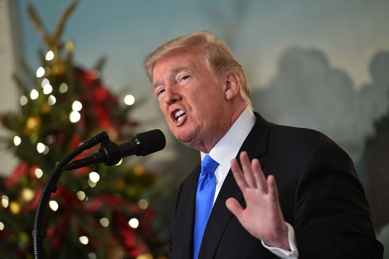 "Los demócratas realmente están buscando algo que es muy peligroso para nuestro país. Están buscando cerrar" el gobierno, dijo Trump.