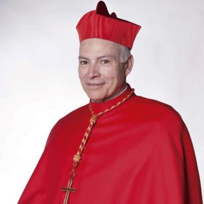 Arzobispo Carlos Aguiar Retes.