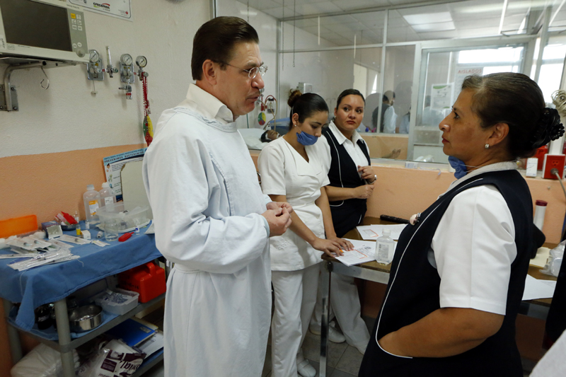 El gobernador refirió que la entrega del equipo ayudará para desempeñar las labores con eficiencia y profesionalismo.
