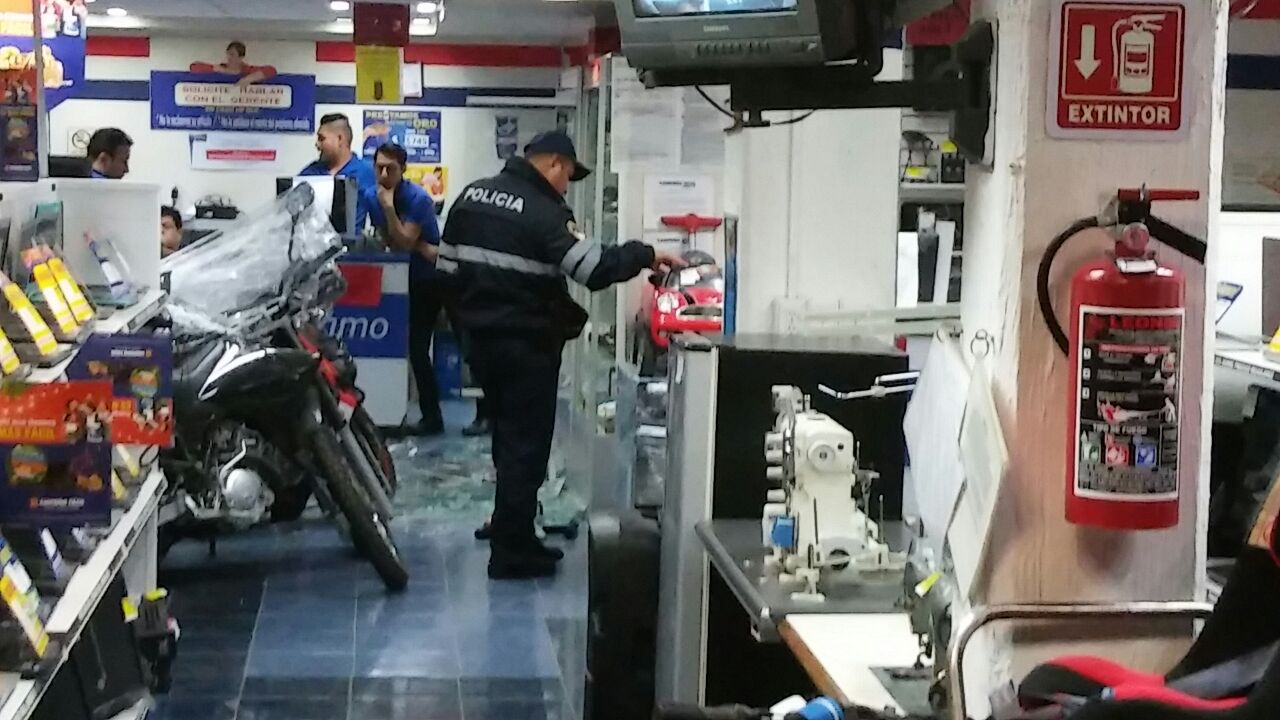 Elementos de la Secretaría de Seguridad Pública resguardaron la zona e iniciaron una investigación ante los hechos.