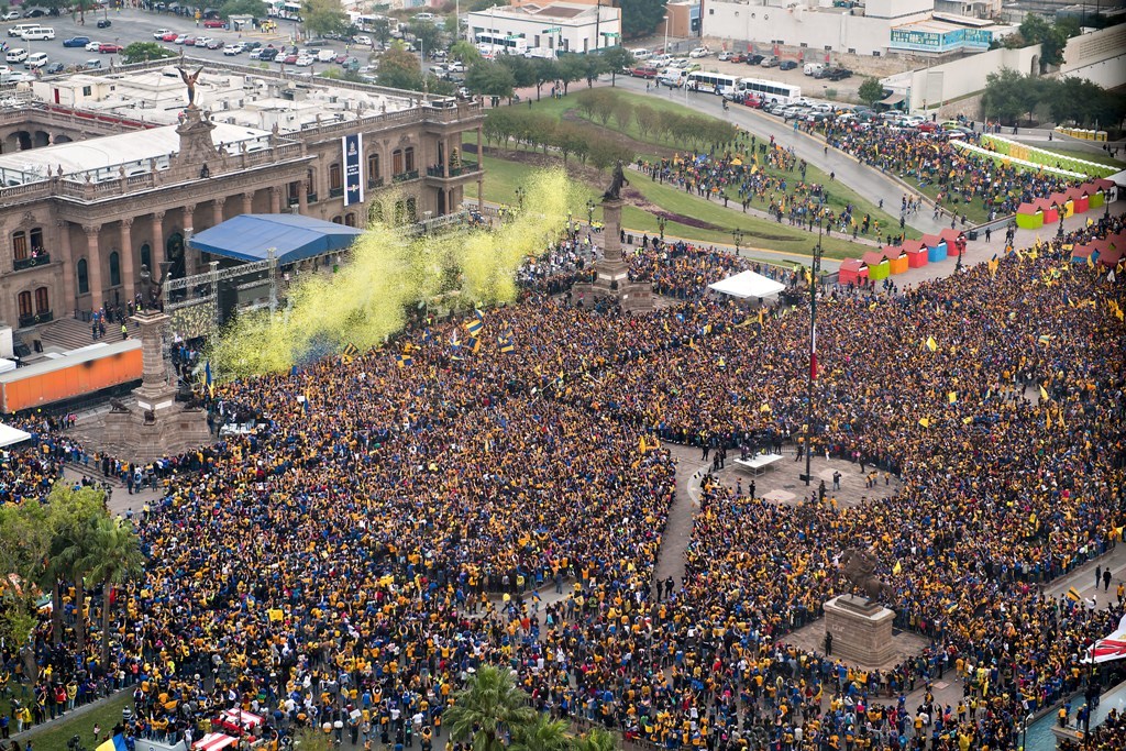 Tigres Festeja Campeonato En La Macroplaza Grupo Milenio