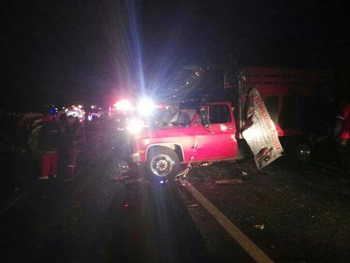 Al lugar arribo personal de la Cruz Roja y Servicios Prehospitalarios de San Martín Texmelucan.