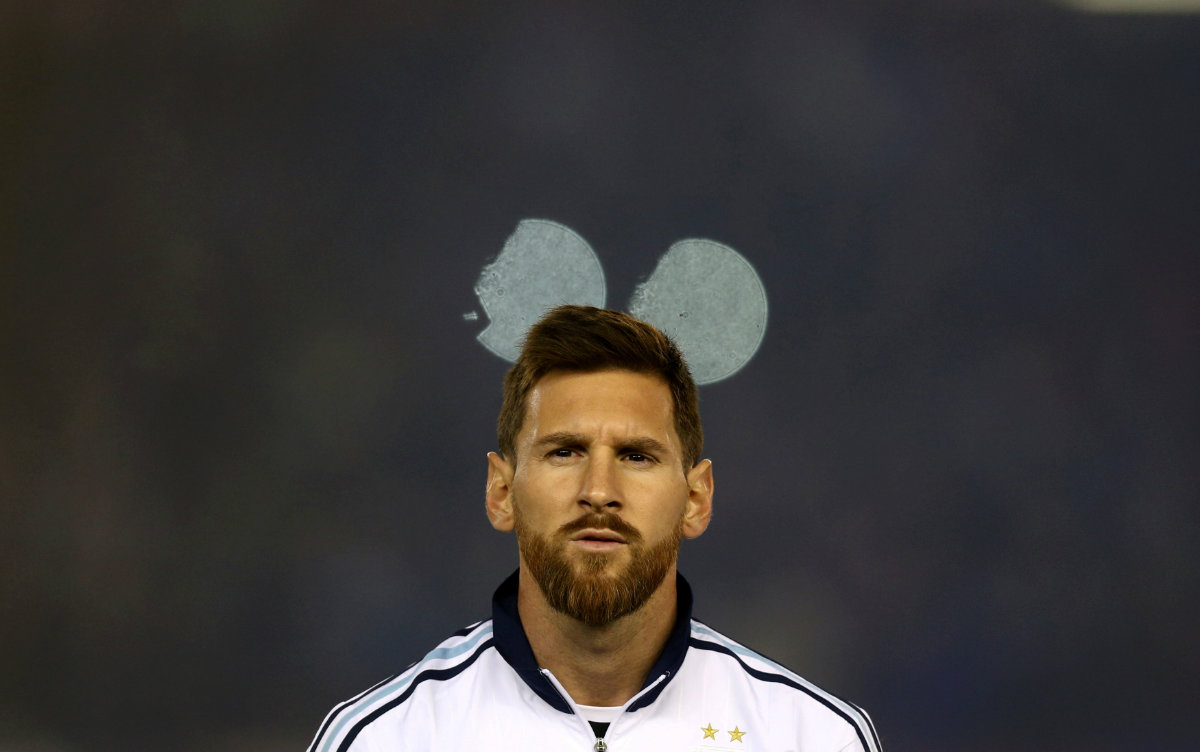Lionel Messi en un partido de la selección argentina