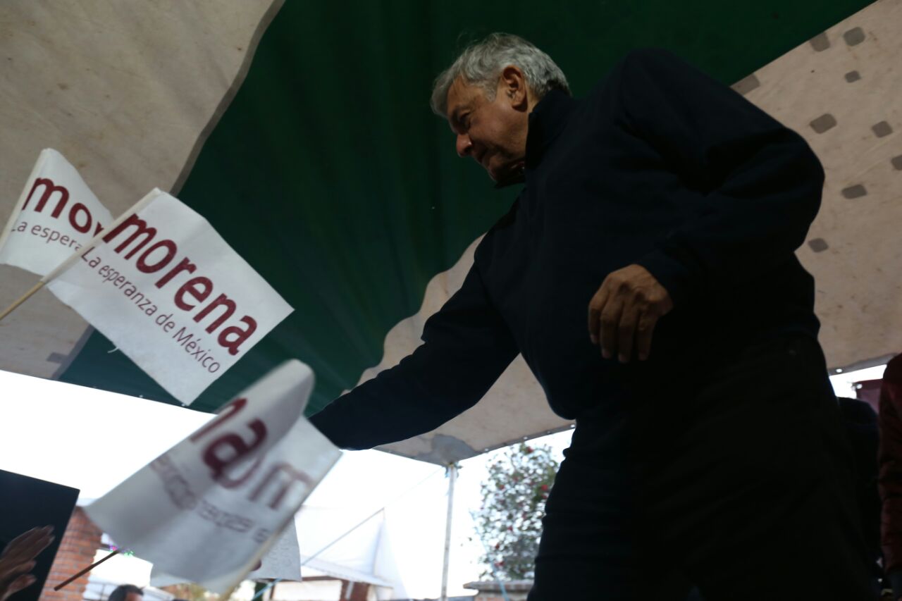 Andrés Manuel López Obrador aseguró que encabeza las encuestas.