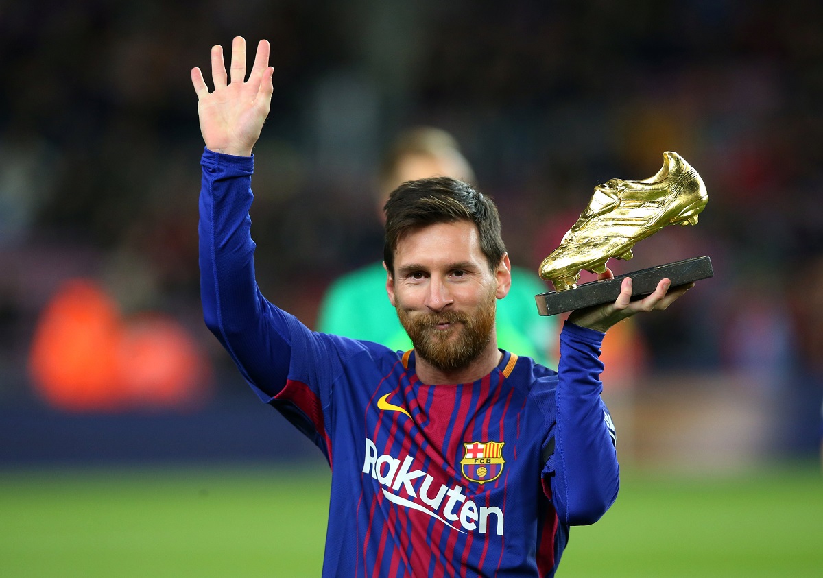 Lionel Messi presentó su cuarta Bota de Oro ante la afición del Camp Nou