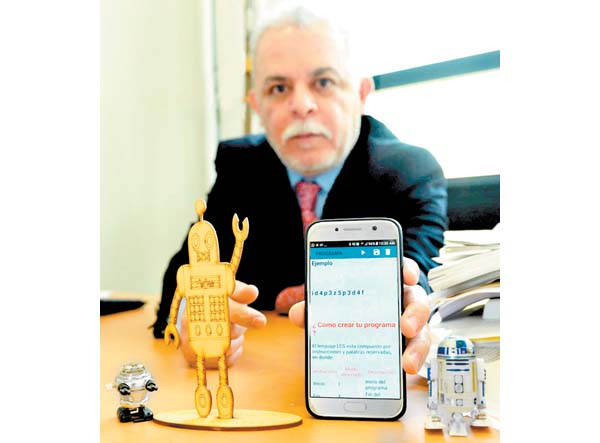 Enrique Ruiz-Velasco Sánchez es un investigador de la UNAM.