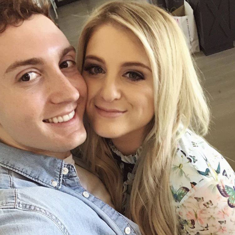 Daryl Sabara le propuso matrimonio a Meghan Trainor