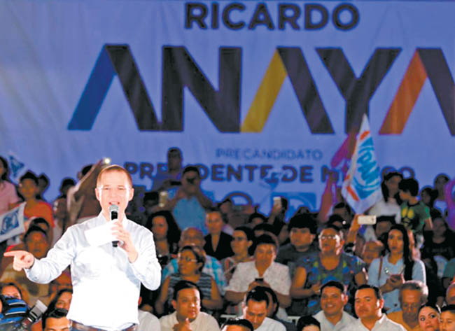 El panista se reunió con jóvenes emprendedores en Guanajuato. 