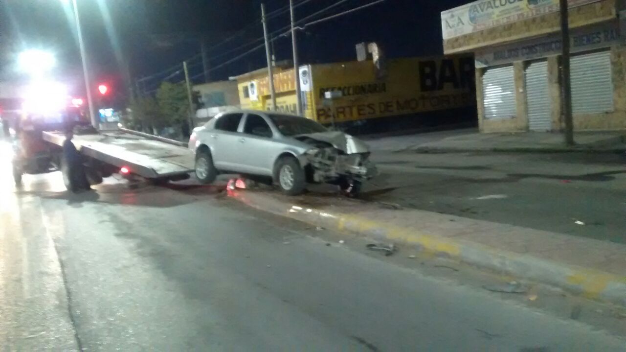 El accidente se reportó a las 6:20 de la mañana en la colonia Felipe Ángeles.