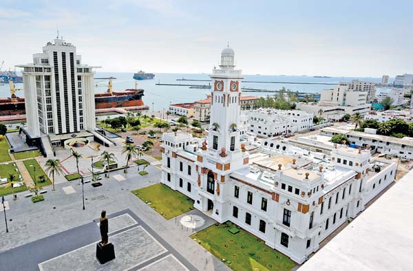 Veracruz fue bombardeada varias veces desde el islote.