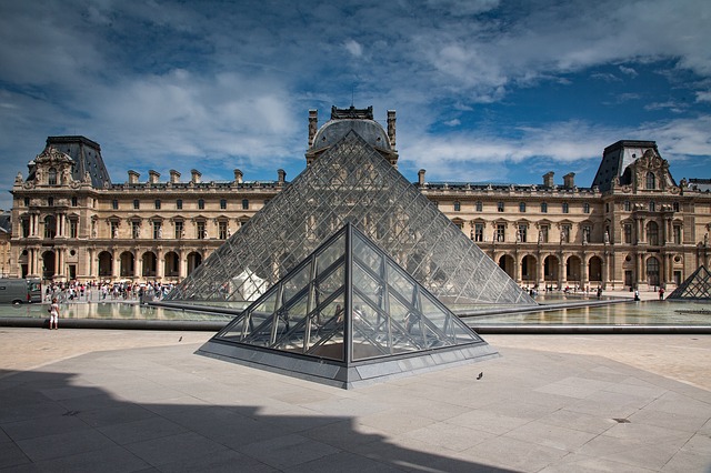 Durante la II Guerra Mundial, el Louvre también mudó piezas para protegerlas de los nazis.
