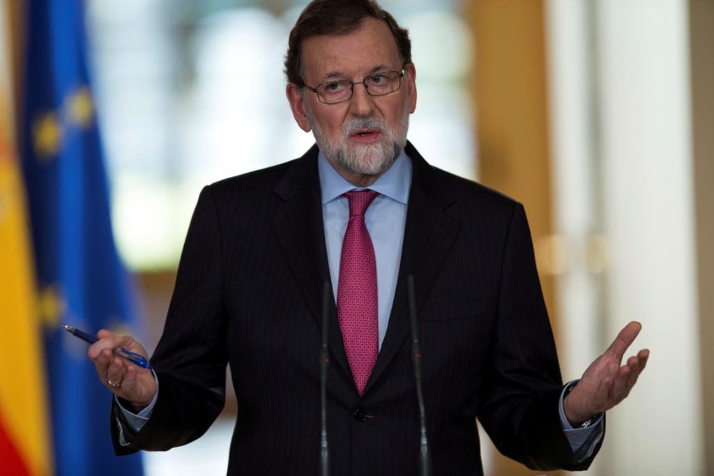 Rajoy dijo que en 2017 España siguió prosperando económicamente, pero que había sido un "año muy difícil" debido a la crisis catalana.