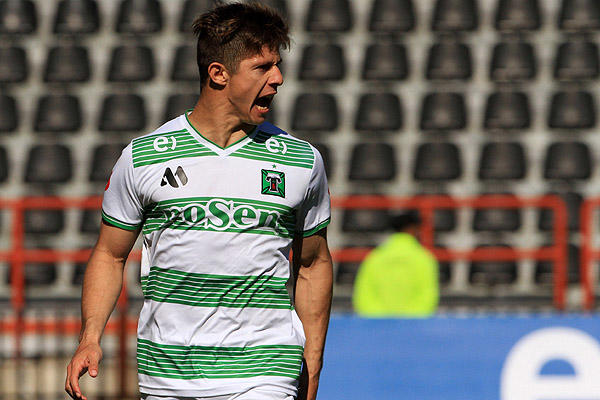 Cris Robert Martínez Escobar, nuevo delantero de Santos Laguna.