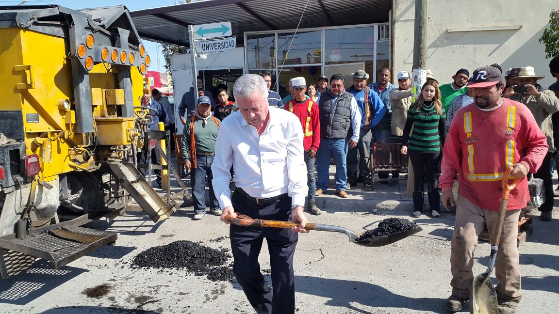 El programa de recarpeteo arrancó en la colonia Sol de Oriente II.