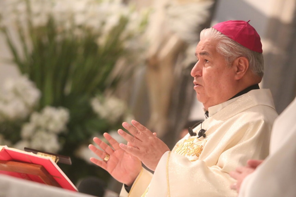 Monseñor Rogelio Cabrera.