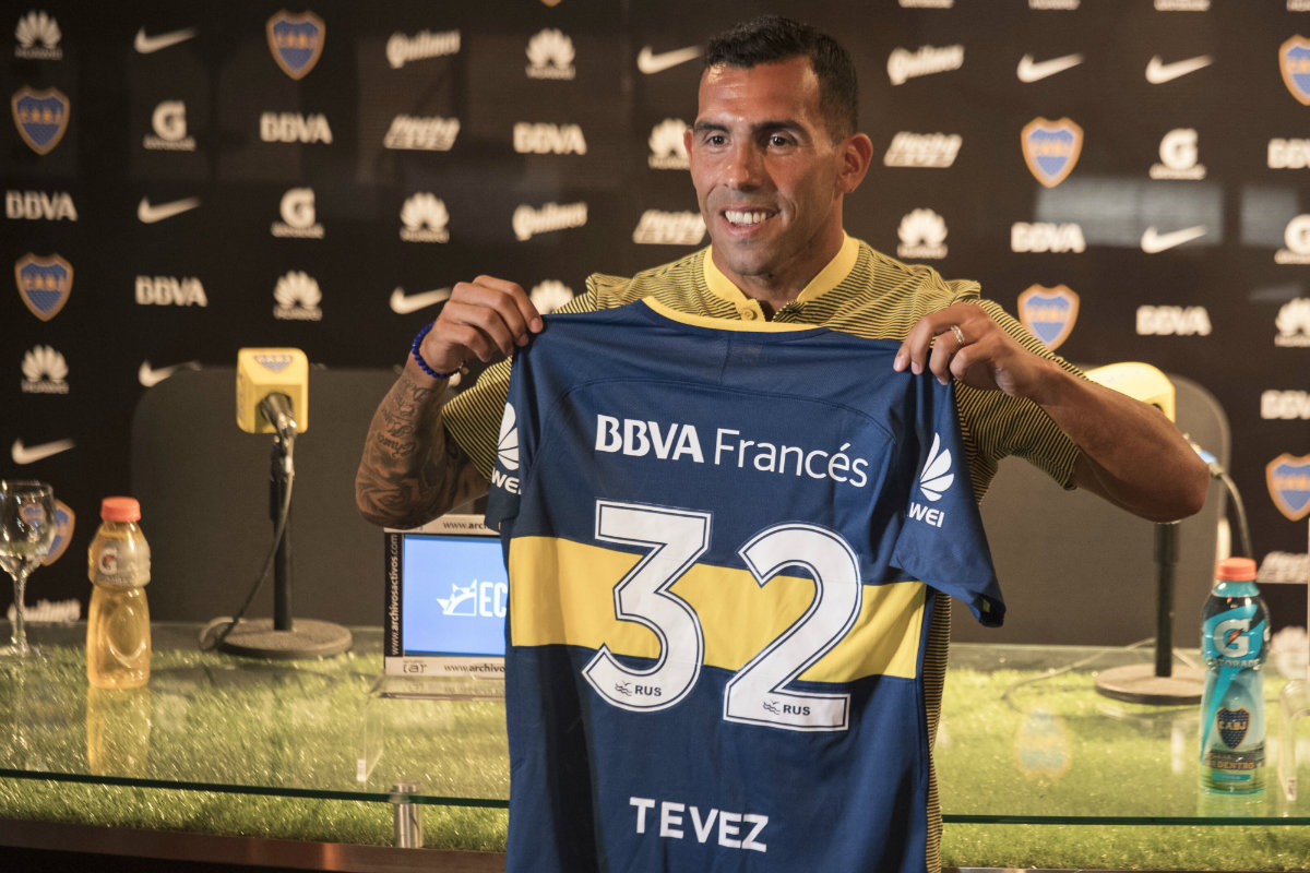 Carlos Tevez es presentado con el Boca Jrs.