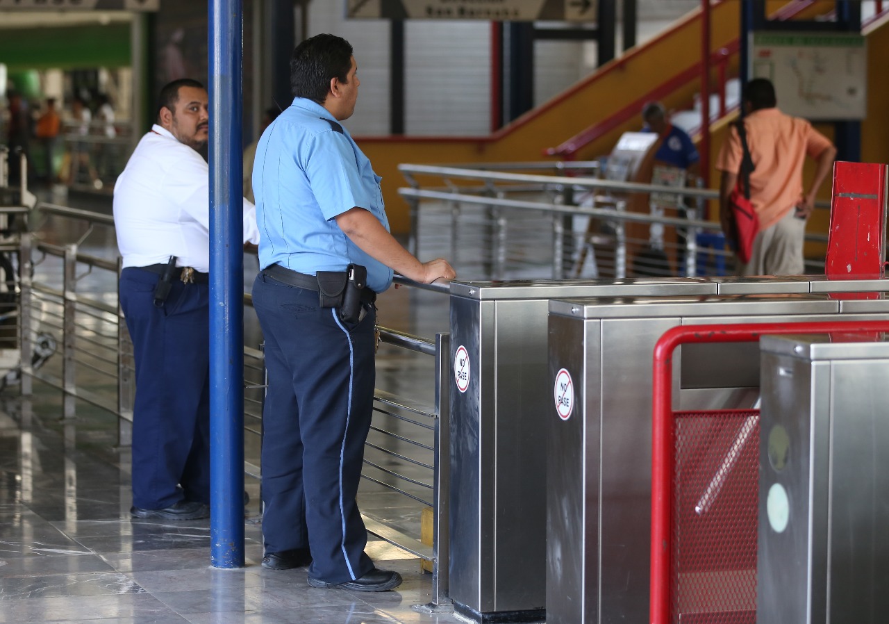 A pesar de las denuncias hacía las maquinas del Metro, no se dieron soluciones. 