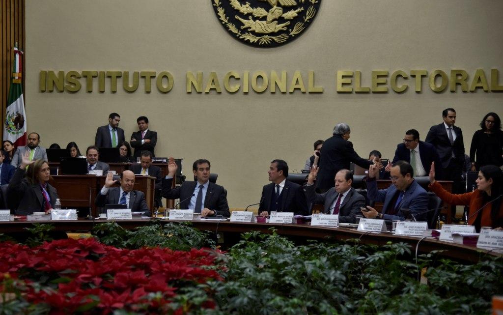 Cuando el SAT emita una opinión negativa el INE cancelará el registro como proveedor, lo que blinda la certeza y rendición de cuentas.