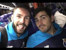 Iker Casillas tiene buena relación con Miguel Layún 