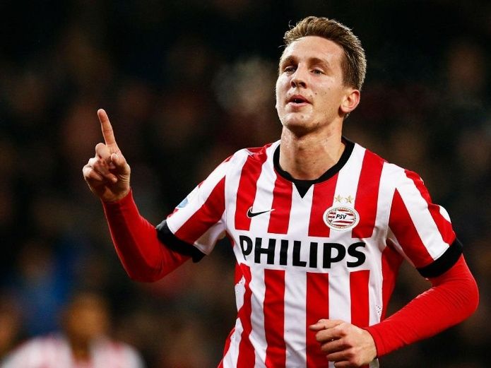 Luuk de Jong en festejo de gol 