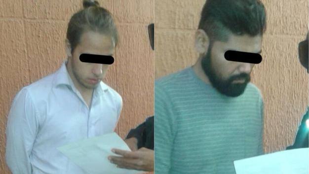 Los detenidos fueron identificados como Daniel Martínez, de 22 años, y Cristhian Castillo, de 27 años.